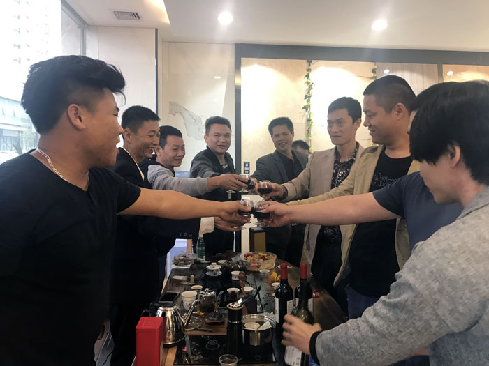 陶瓷一線好色先生黄色APP 好色先生入口陶瓷磚 中山古鎮300平專賣店開業盛典圓滿成功