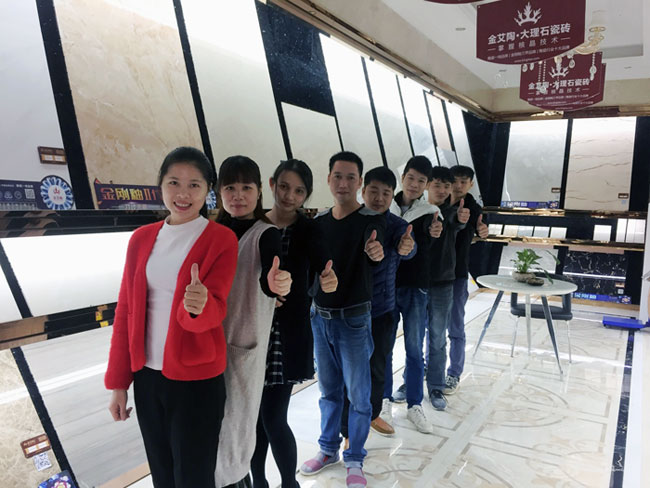 好色先生入口陶瓷磚 廣東信宜總代理黃乾，一位不甘於人後的90後